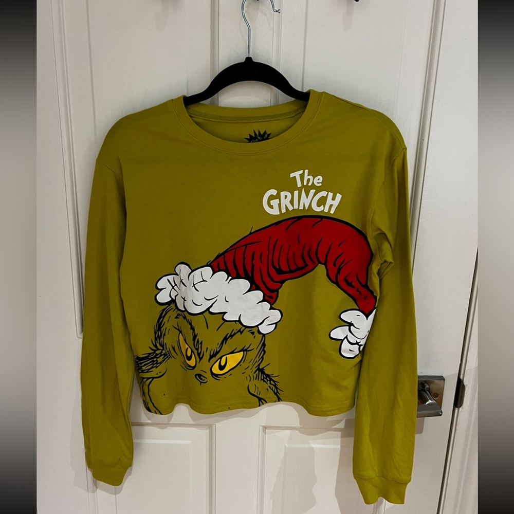 Dr. Seuss The Grinch, long sleeve cropped shirt, size small